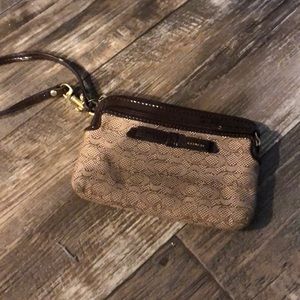 Wristlet